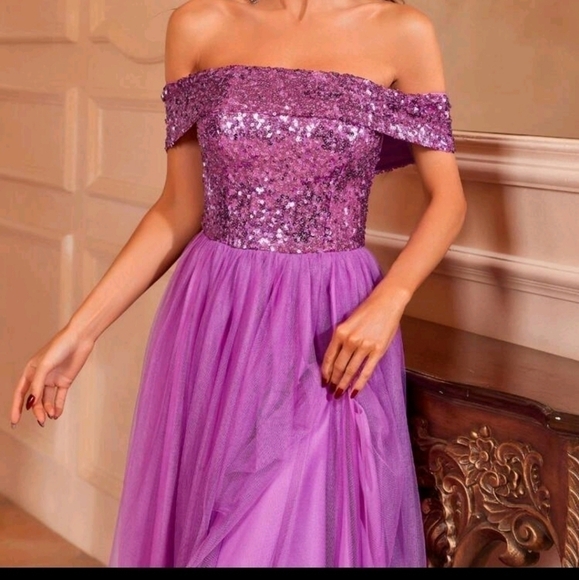 Purple,  Off Shoulder,  Sleeveless,  A Line, Sequined Gown - Picture 7 of 9
